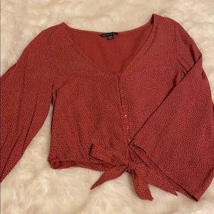 American Eagle button shirt - tie & flared sleeves